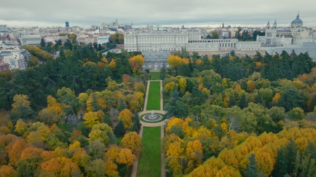 Jardines con Historia: El Campo del Moro, Madrid